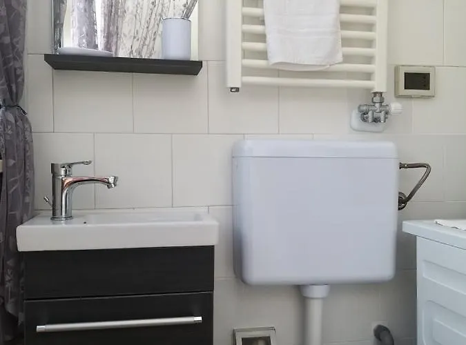 Appartement 2 Bedroomed - Sleeps 5 Otranto