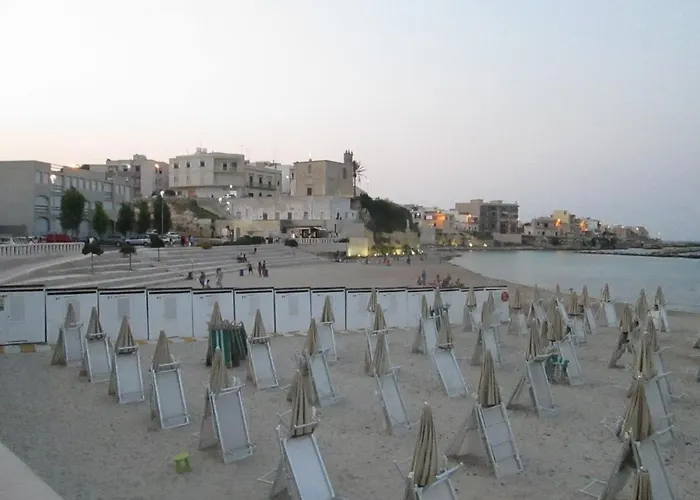 Appartement 2 Bedroomed - Sleeps 5 Otranto