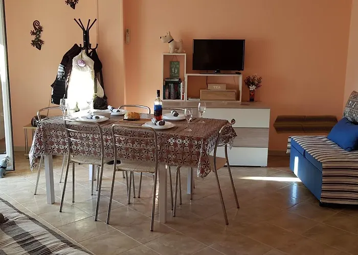 Appartement 2 Bedroomed - Sleeps 5 *