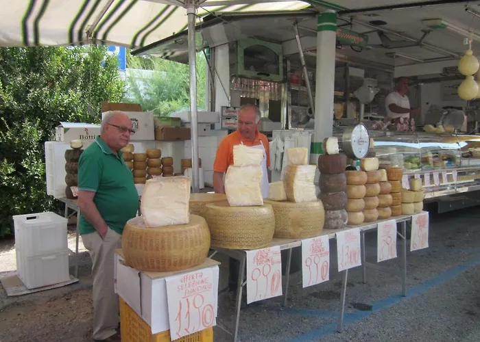 2 Bedroomed - Sleeps 5 * Otranto