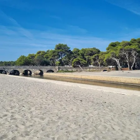 Apartment 2 Bedroomed - Sleeps 5