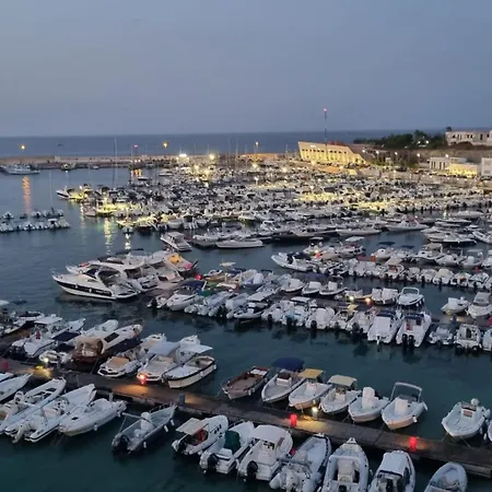 2 Bedroomed - Sleeps 5 Διαμέρισμα