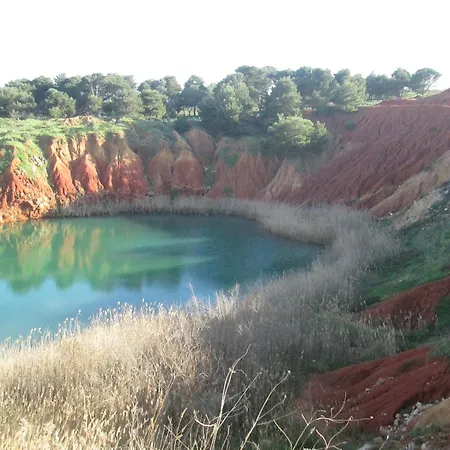 2 Bedroomed - Sleeps 5 Appartamento Otranto