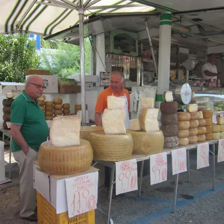 2 Bedroomed - Sleeps 5 * Οτράντο