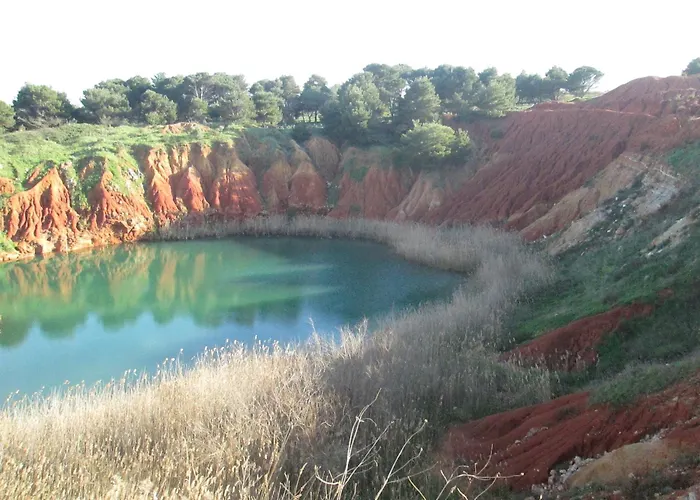 2 Bedroomed - Sleeps 5 Apartment Otranto